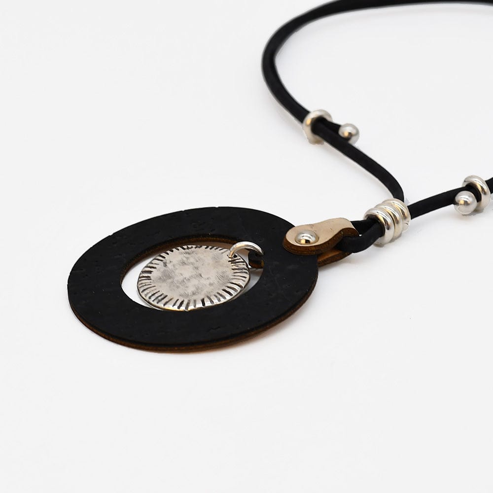 Bracelet en liège et 2 perles violettes – Unisexe, élégant et artisanal Collier en liège