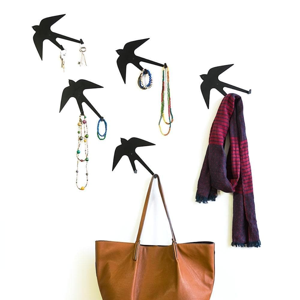 Crochet mural en forme d'hirondelle