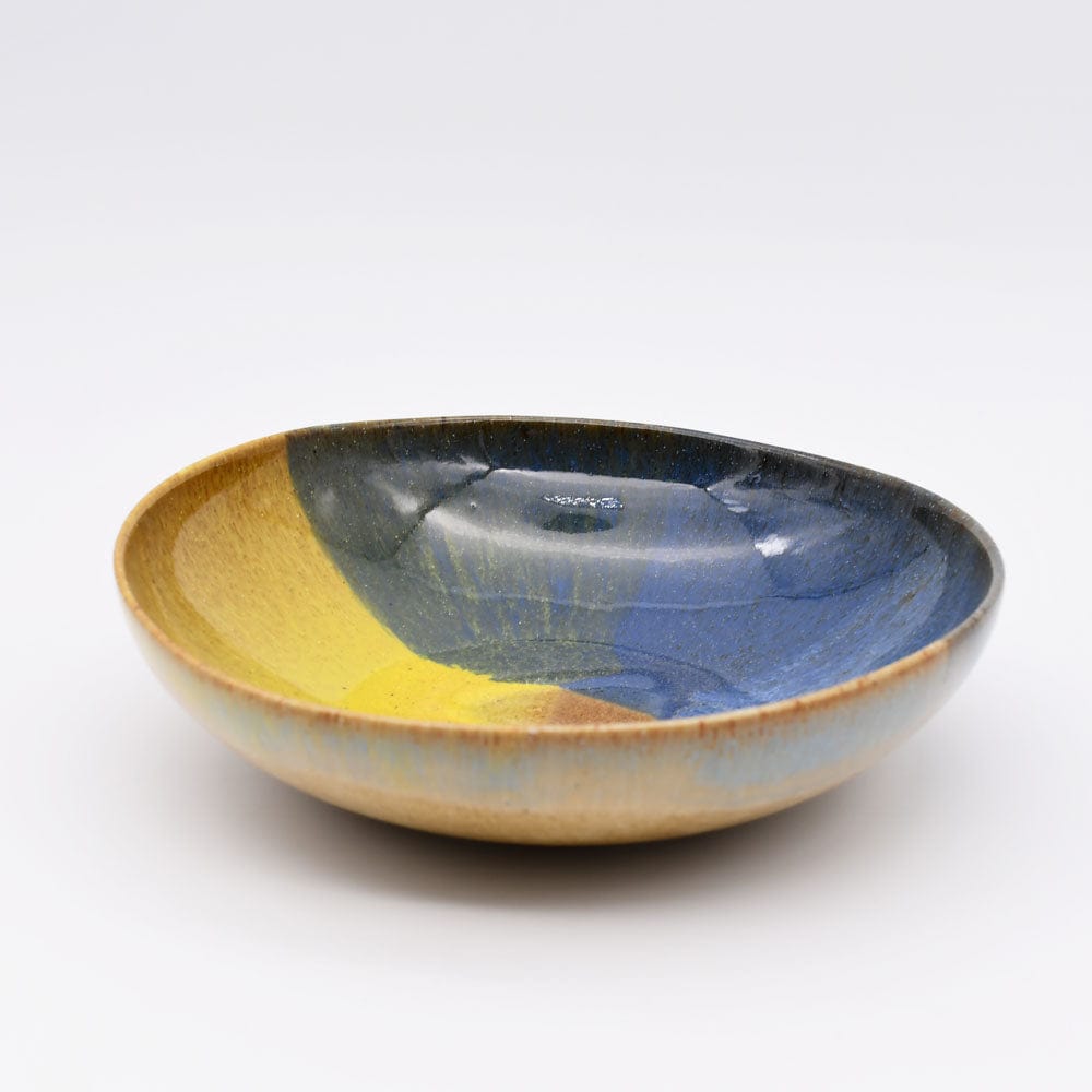 Grand assiette creuse en grès de la collection portugaise Corals Assiette creuse en grès "Corals"