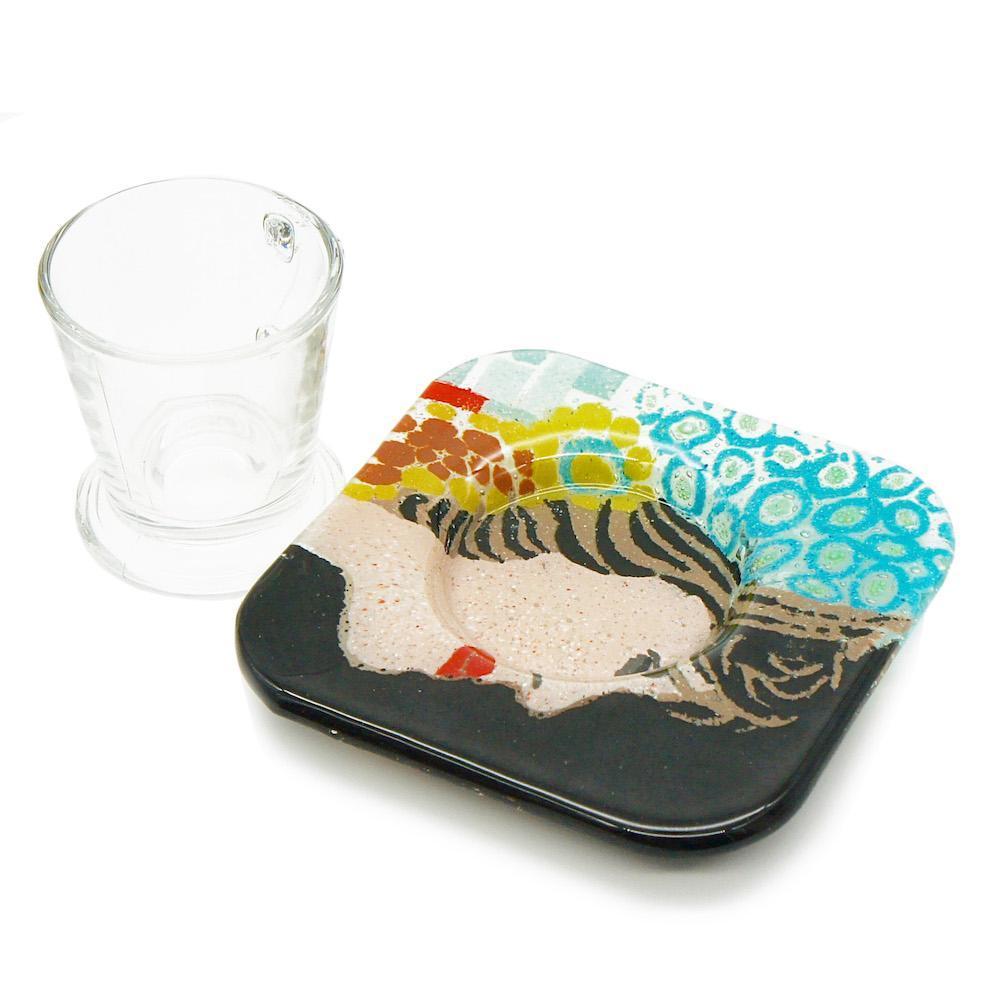Tasse et sous tasse en verre fusionné "Amália"