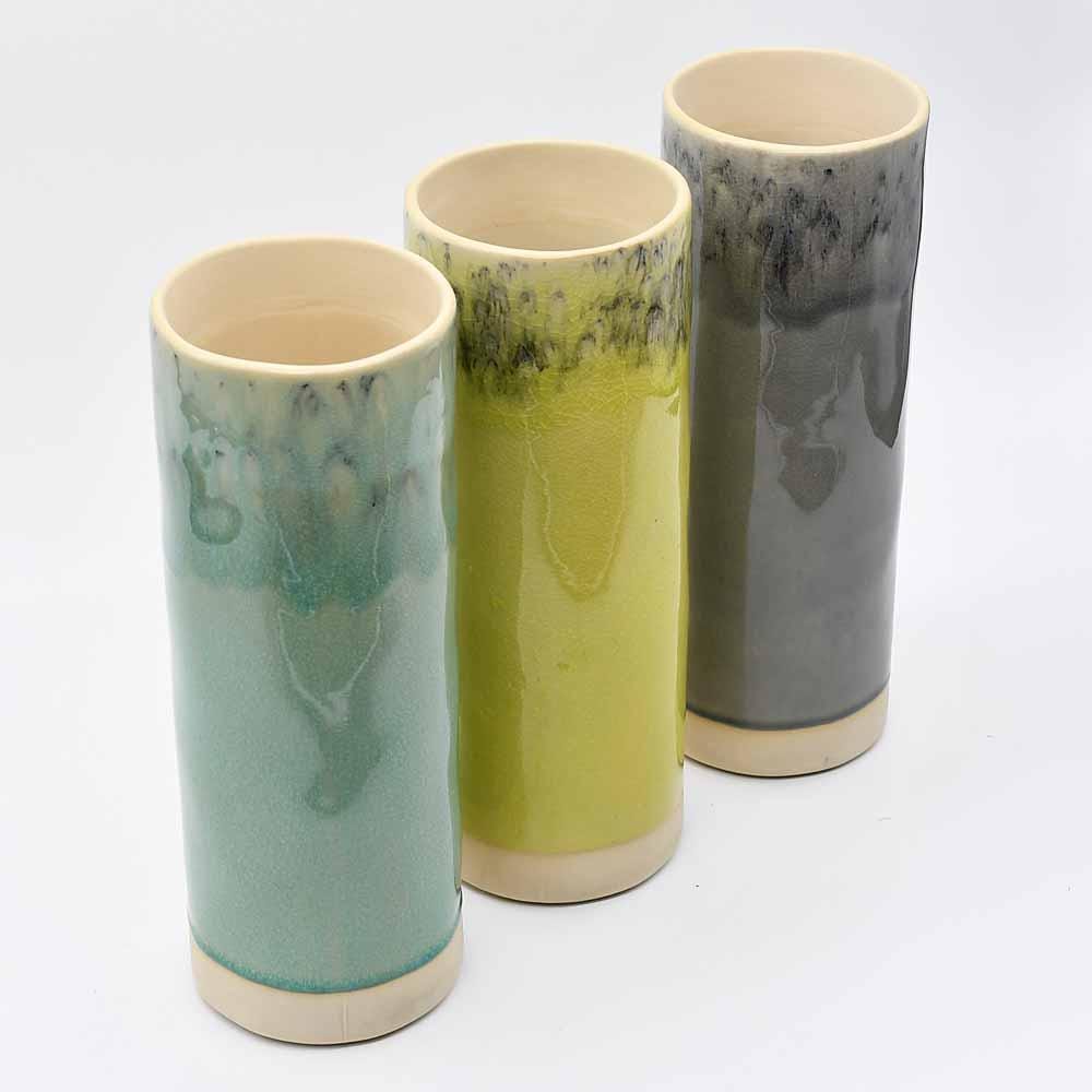 Vase rond en grès vert citron I Objet de décoration du Portugal Vase rond en grès Vert citron "Madeira"