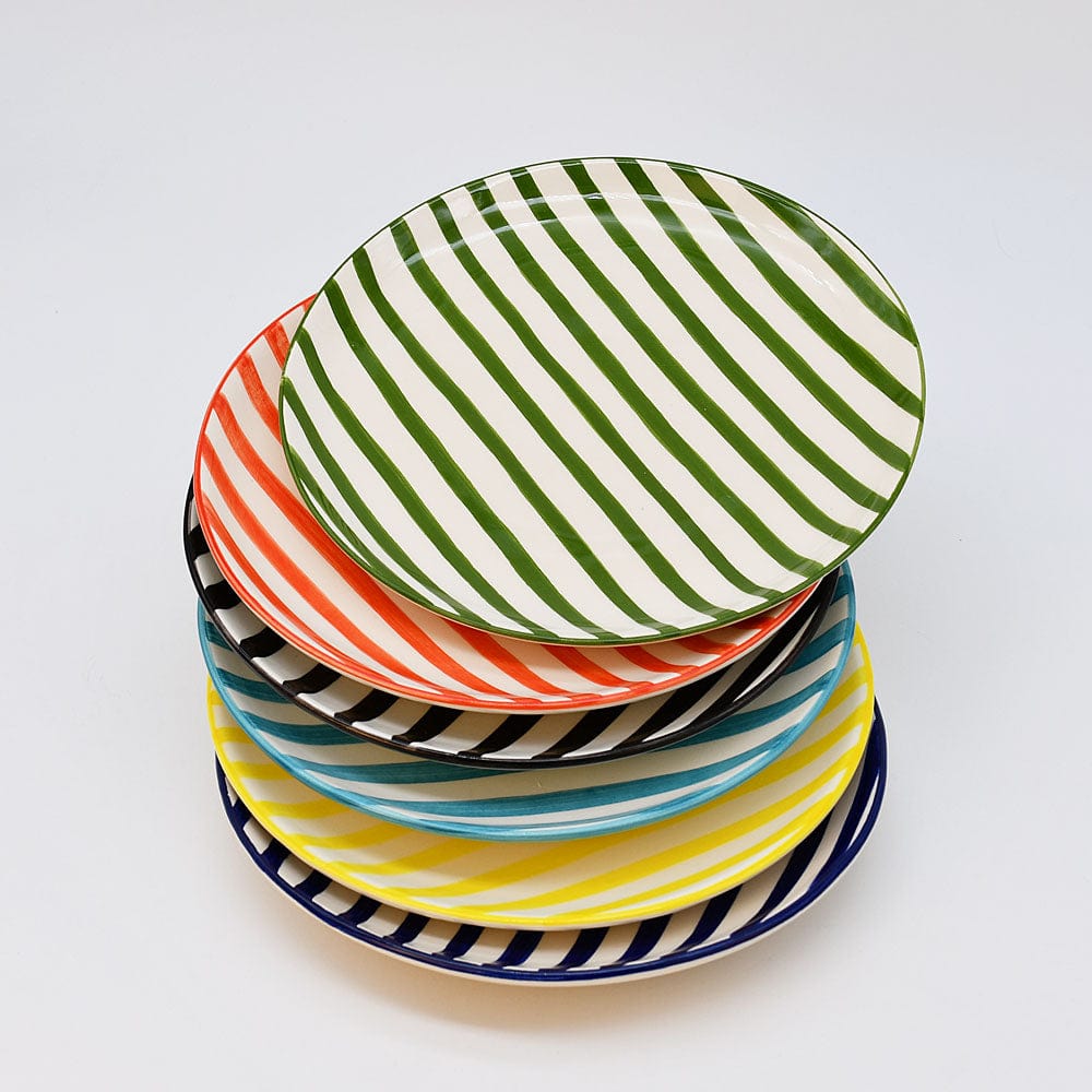 Assiette en porcelaine portugaise I Vaisselle du Portugal en ligne Assiette rayée "Costa Nova Mar" 20cm - Verte