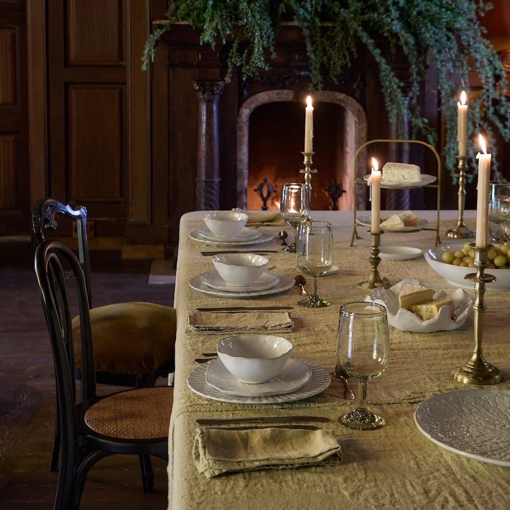 Assiette feuille de chou en grès blanc | Fabriquée au Portugal Assiette en grès en forme de chou 23cm - Blanc
