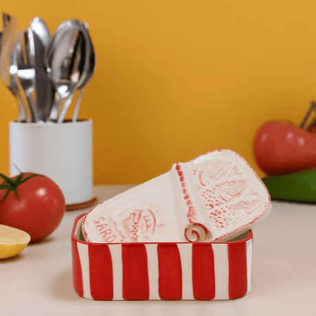 Boite en céramique rayée rouge Boite à sardines en céramique rayée - Rouge