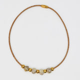 Collier en liège et 4 perles grises élégant et artisanal Collier en liège et perle