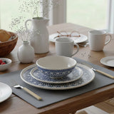 Grand saladier céramique bleur I Motifs dentelles portugaises Grand saladier "Renda" bleu - 25cm