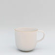 Mug en porcelaine blanche à bord doré – Fabriquée au Portugal Mug en porcelaine "Resonance"