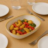 Plat de service en grès blanc de la collection portugaise Amazonia Plat ovale en grès "Amazonia" Blanc - 25cm