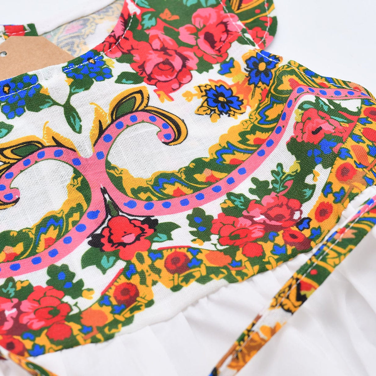 Robe enfant portugaise blanche à motifs floraux Viana Robe enfant à motifs Viana - Blanche