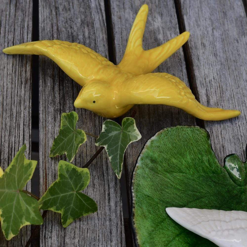Hirondelle de Caldas da Rainha en céramique jaune