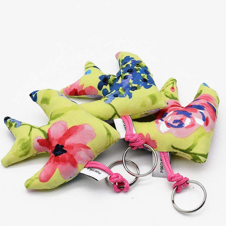 Porte clés en forme d'hirondelle jaune Porte clés "Andorinha" Jaune